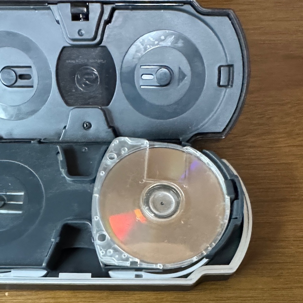 PSP UMD Game Disc Carrier with Games/Movies included - Picture 6 of 10